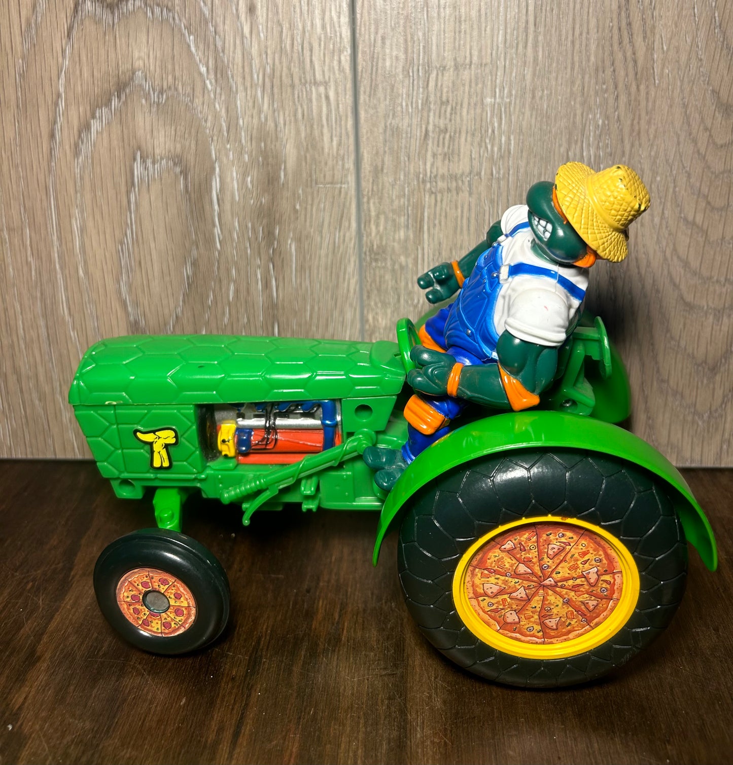 FARMER MIKE AND HIS TURLTE TRACTOR(1993)